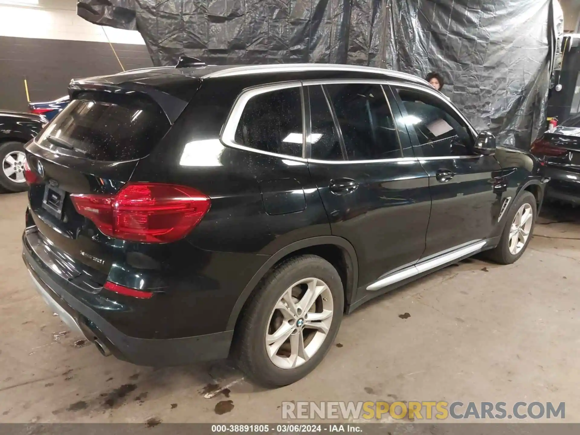 4 Photograph of a damaged car 5UXTR9C54KLD90733 BMW X3 2019