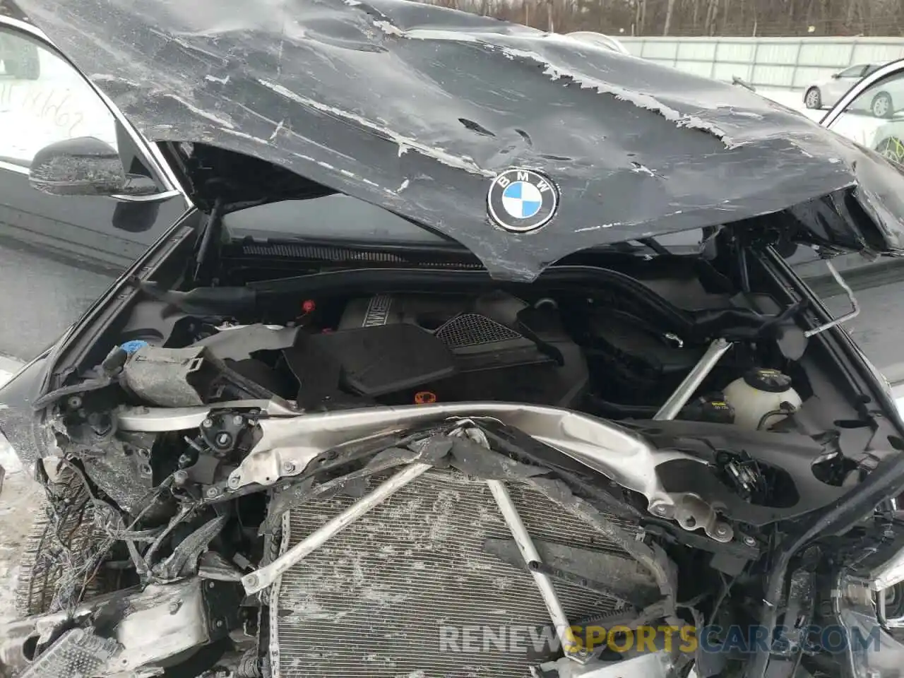 7 Photograph of a damaged car 5UXTR9C54KLD91364 BMW X3 2019