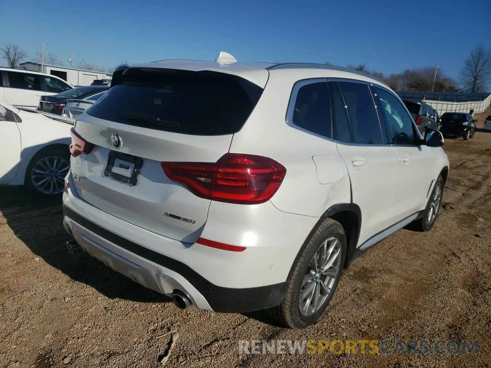 4 Фотография поврежденного автомобиля 5UXTR9C54KLD91896 BMW X3 2019
