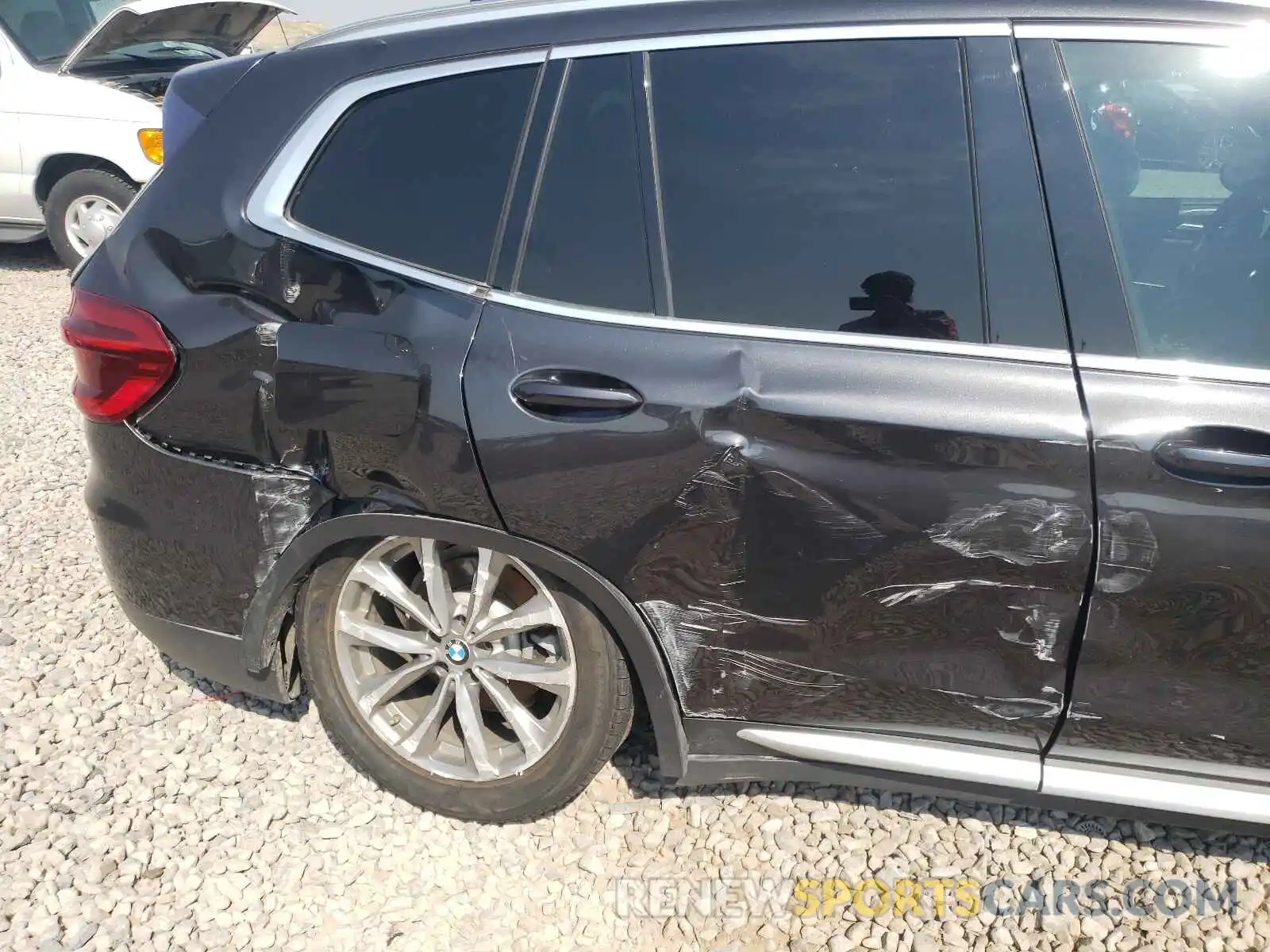 9 Photograph of a damaged car 5UXTR9C54KLD97519 BMW X3 2019