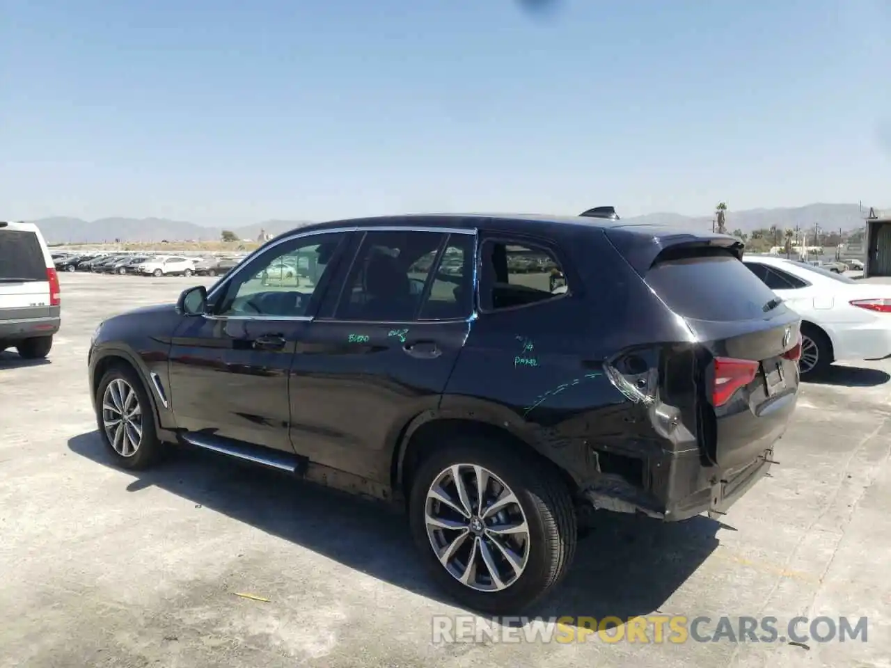 3 Photograph of a damaged car 5UXTR9C54KLD99013 BMW X3 2019