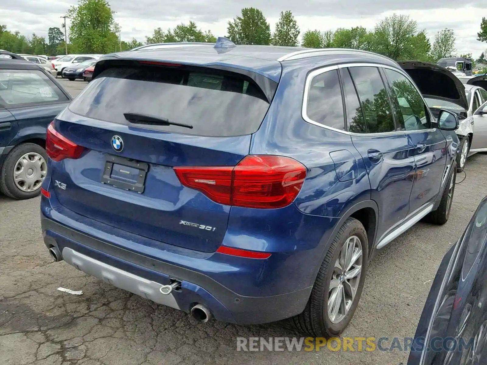 4 Photograph of a damaged car 5UXTR9C54KLE11371 BMW X3 2019