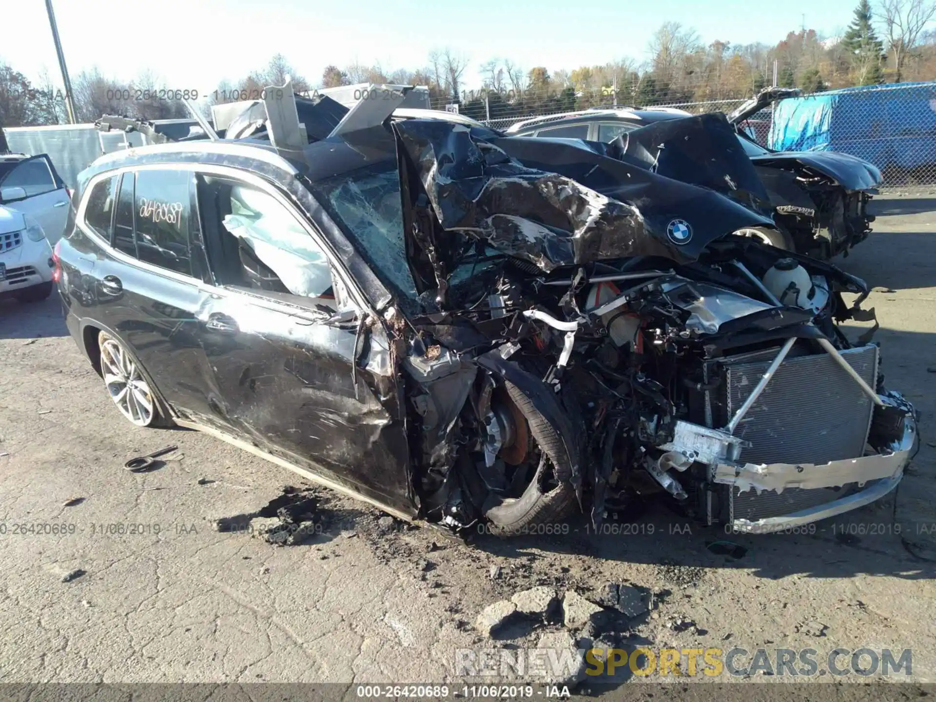 1 Photograph of a damaged car 5UXTR9C54KLE11533 BMW X3 2019