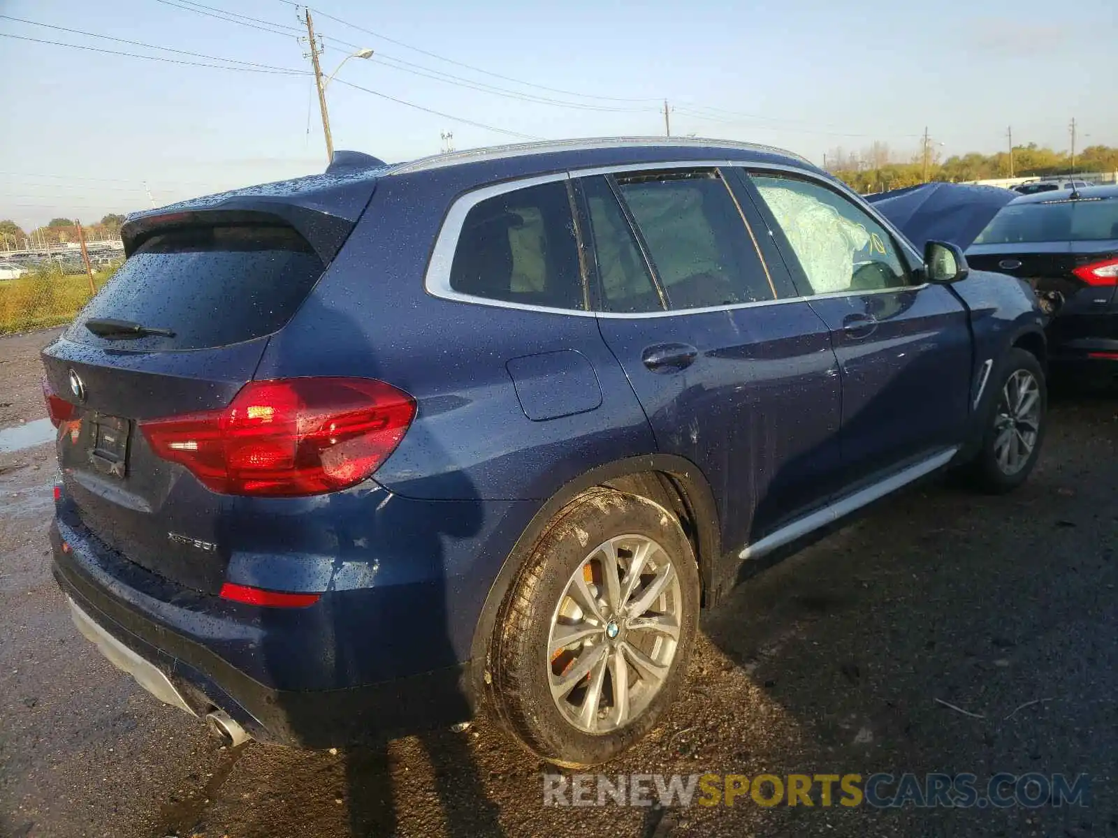 4 Photograph of a damaged car 5UXTR9C54KLE11905 BMW X3 2019