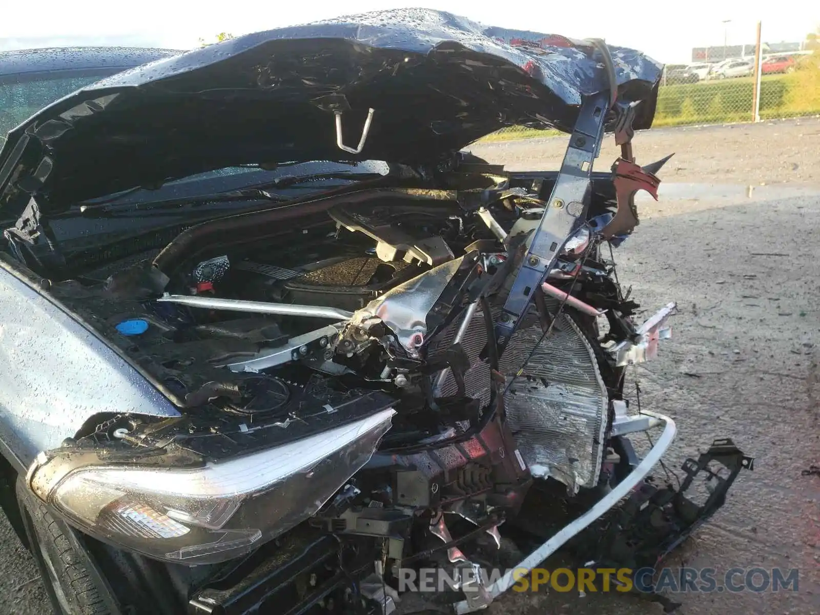 9 Photograph of a damaged car 5UXTR9C54KLE11905 BMW X3 2019