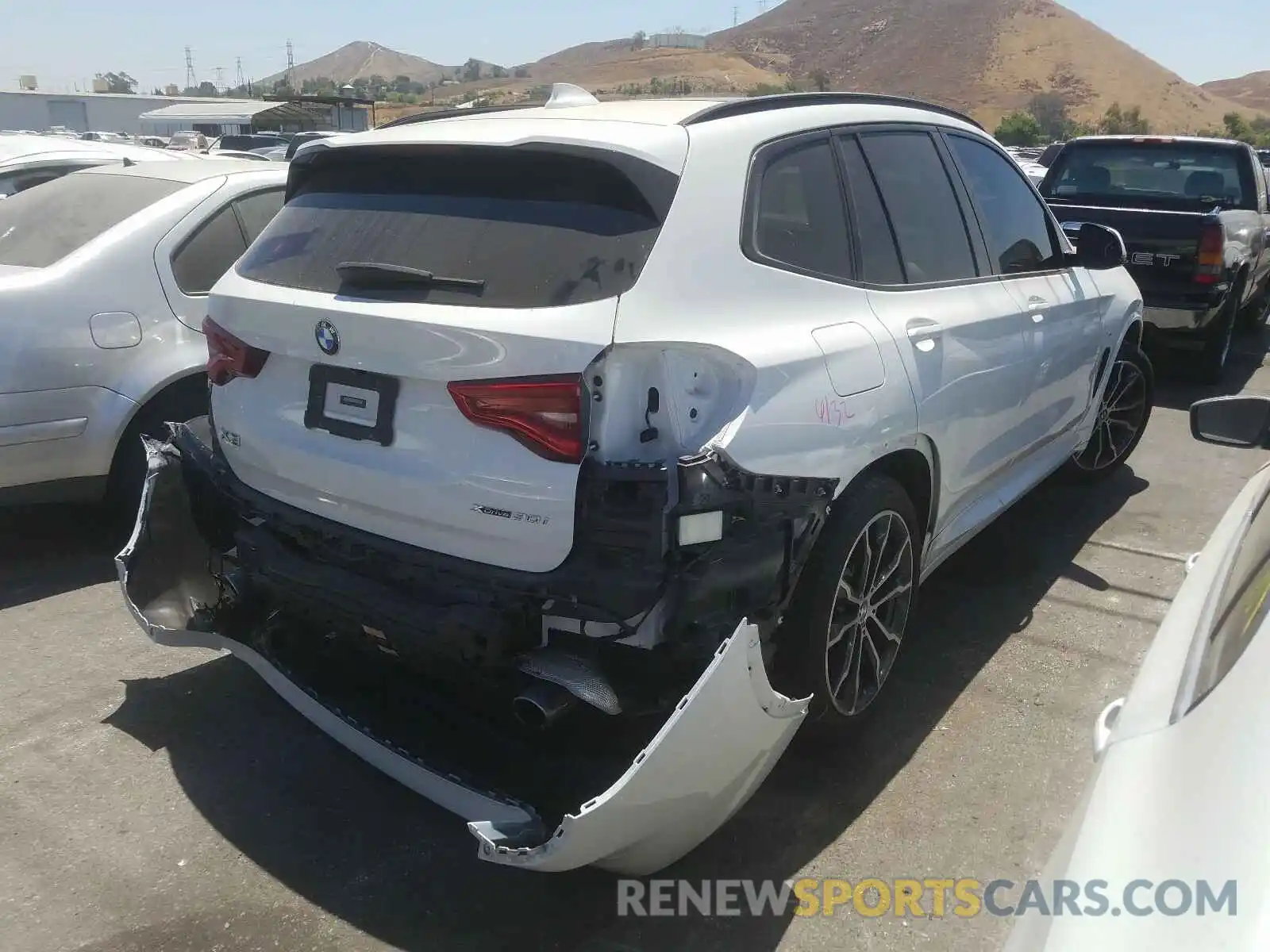 4 Photograph of a damaged car 5UXTR9C54KLE18093 BMW X3 2019