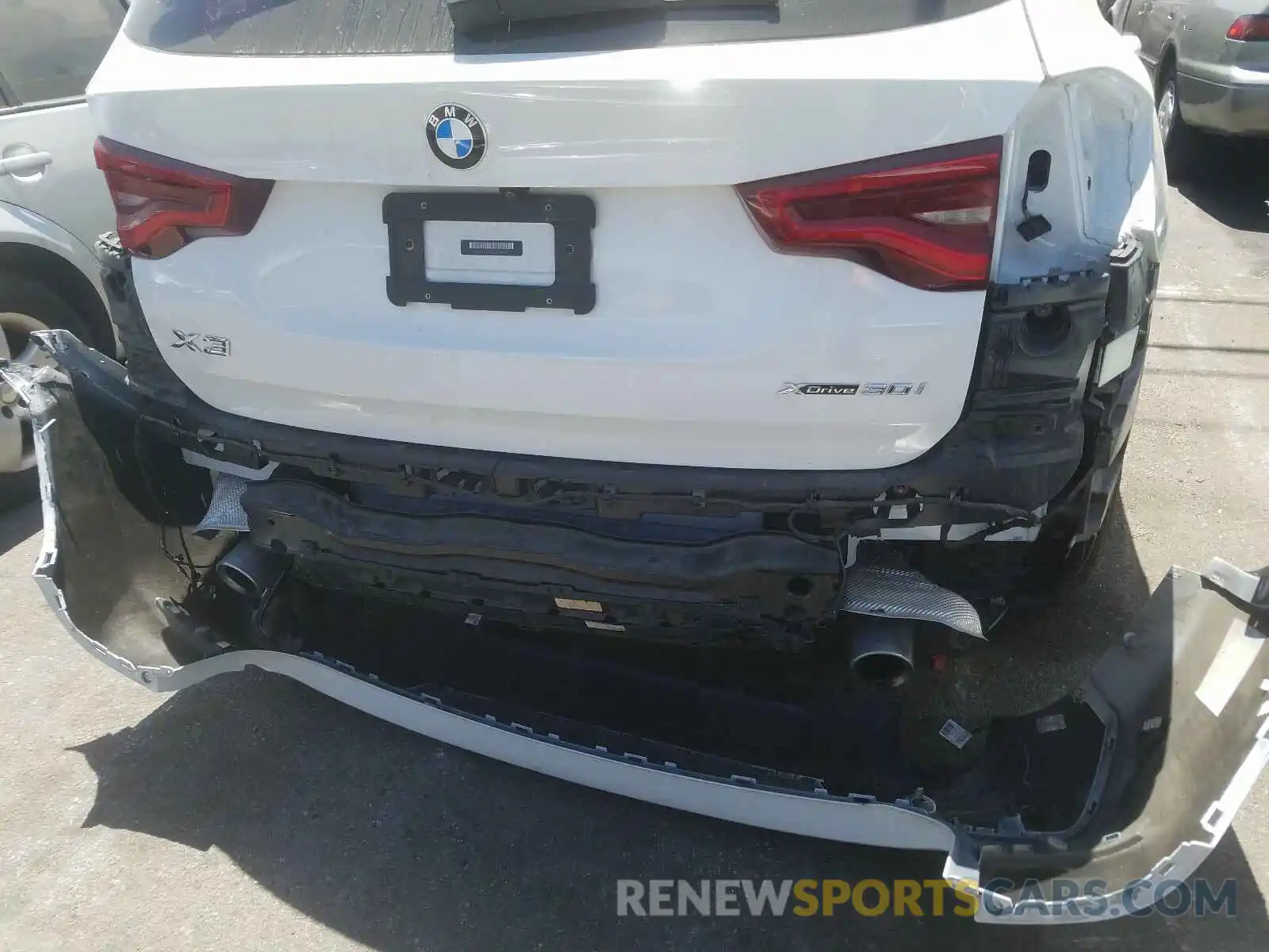 9 Photograph of a damaged car 5UXTR9C54KLE18093 BMW X3 2019