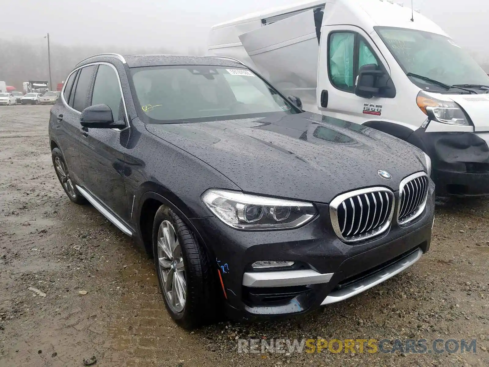 1 Фотография поврежденного автомобиля 5UXTR9C54KLE20068 BMW X3 2019