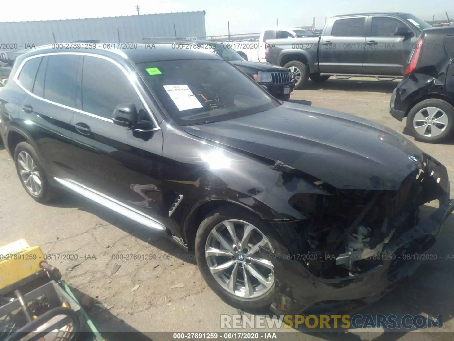 1 Photograph of a damaged car 5UXTR9C54KLE20622 BMW X3 2019