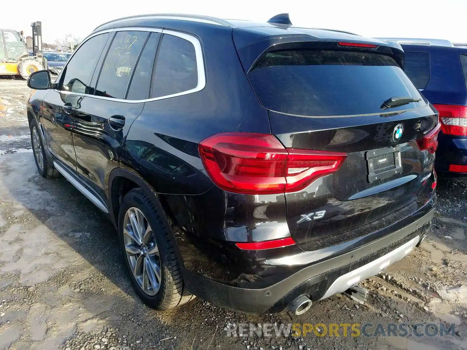 3 Photograph of a damaged car 5UXTR9C54KLP81362 BMW X3 2019