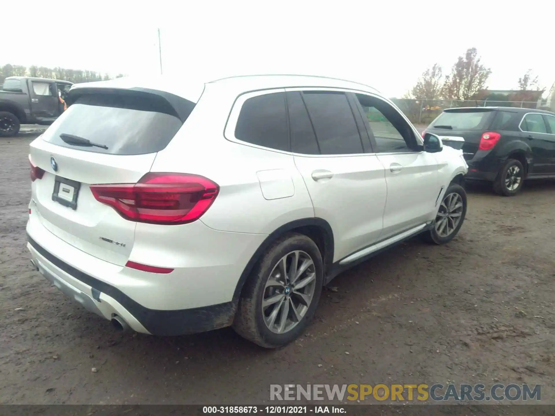 4 Photograph of a damaged car 5UXTR9C54KLP81703 BMW X3 2019