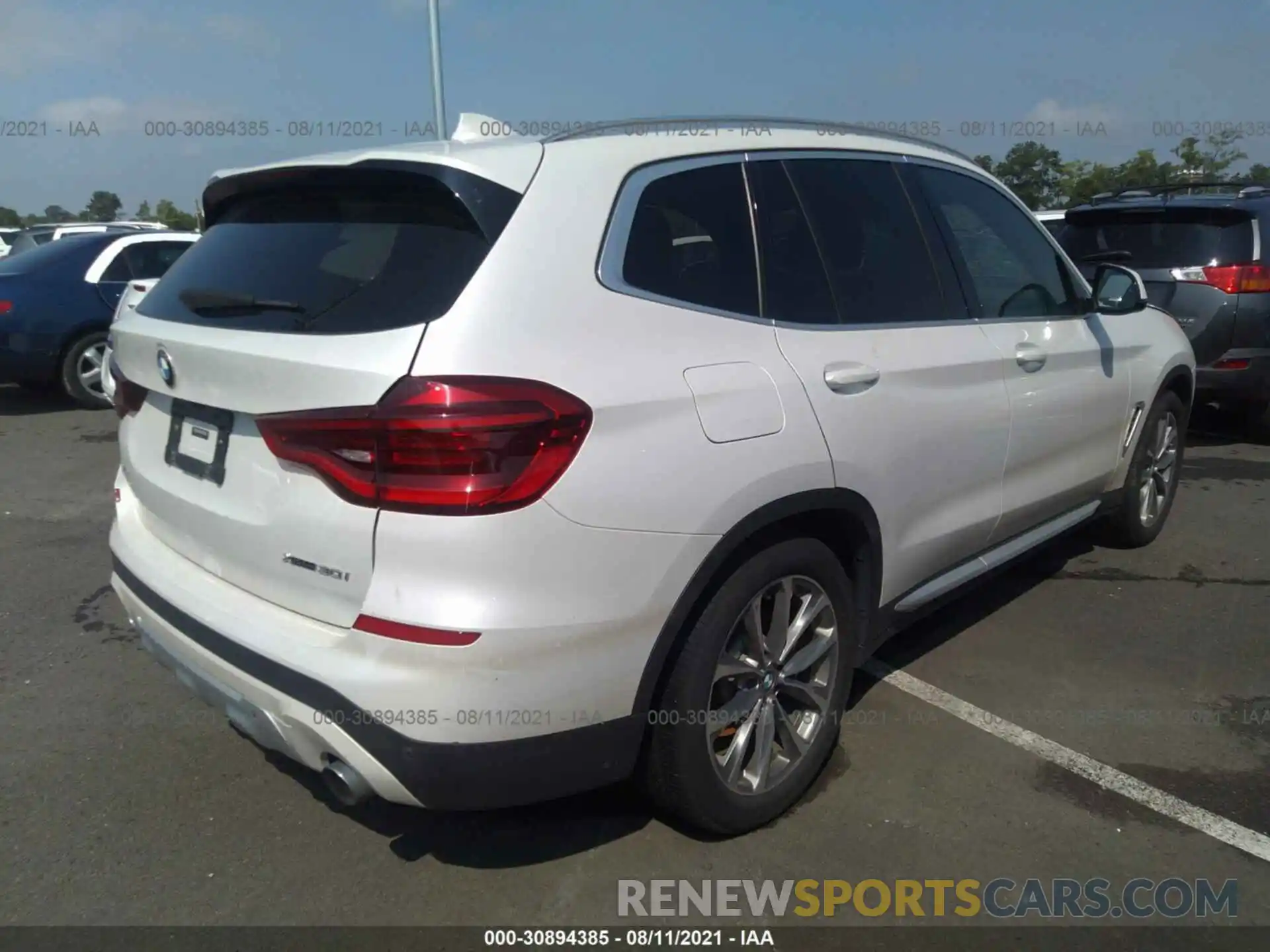 4 Photograph of a damaged car 5UXTR9C54KLP91275 BMW X3 2019