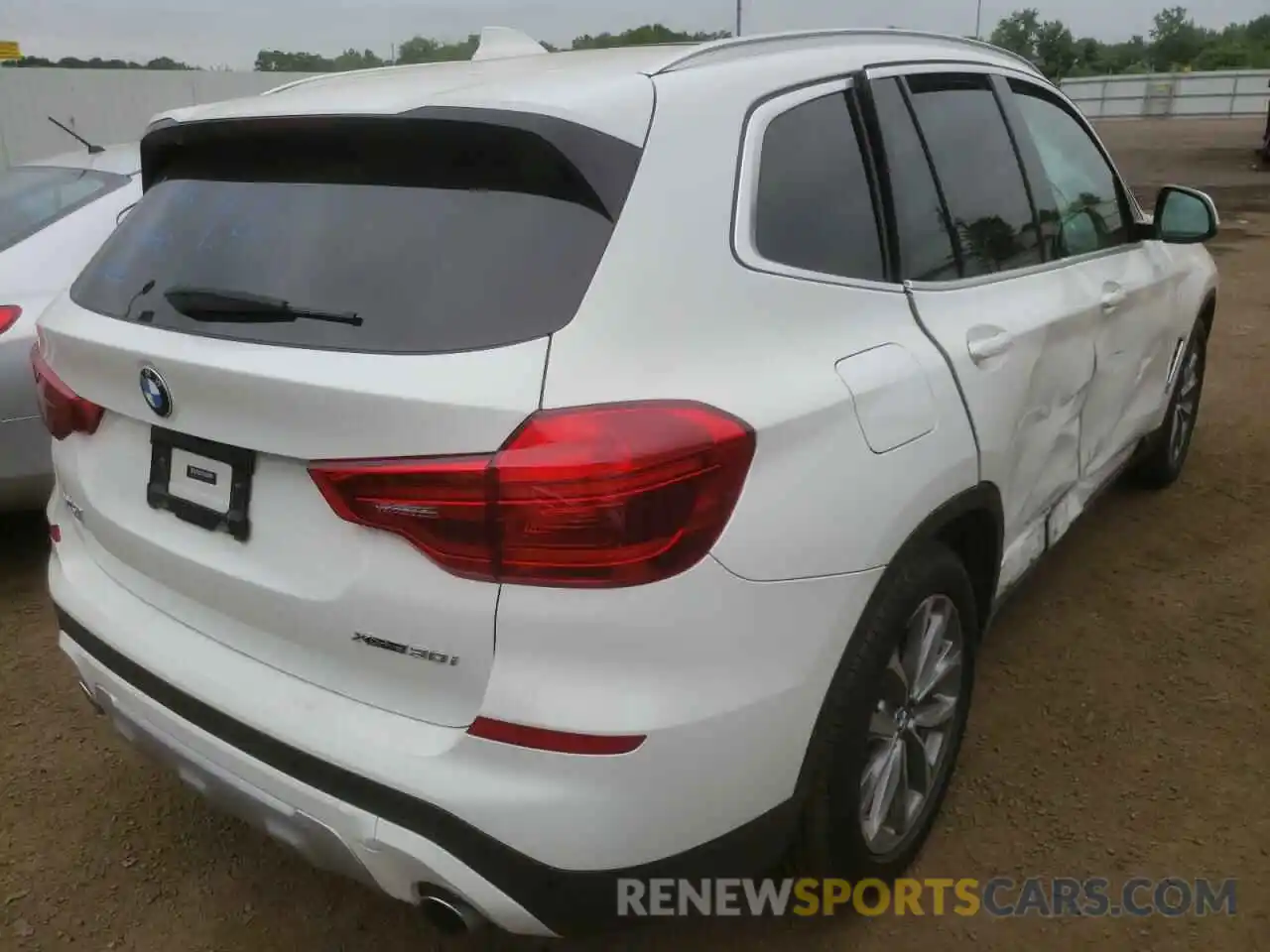 4 Photograph of a damaged car 5UXTR9C54KLP93530 BMW X3 2019