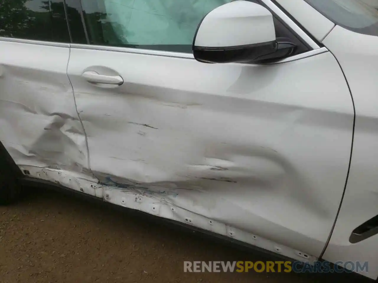 9 Photograph of a damaged car 5UXTR9C54KLP93530 BMW X3 2019