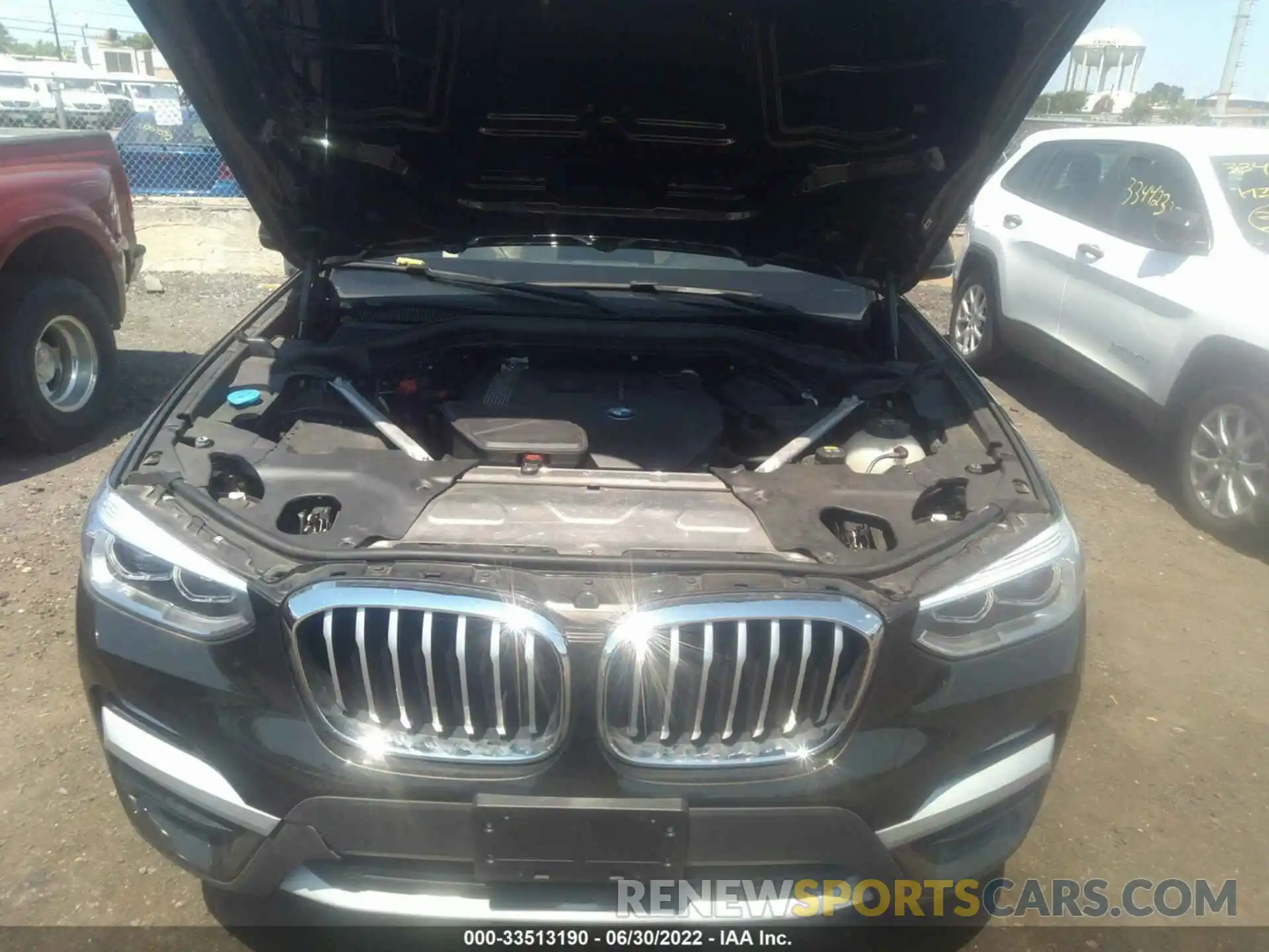 10 Photograph of a damaged car 5UXTR9C54KLP94354 BMW X3 2019