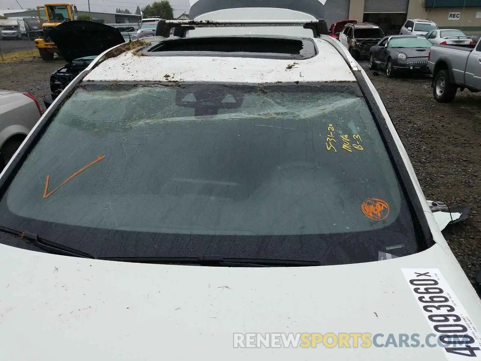 9 Photograph of a damaged car 5UXTR9C54KLP97545 BMW X3 2019