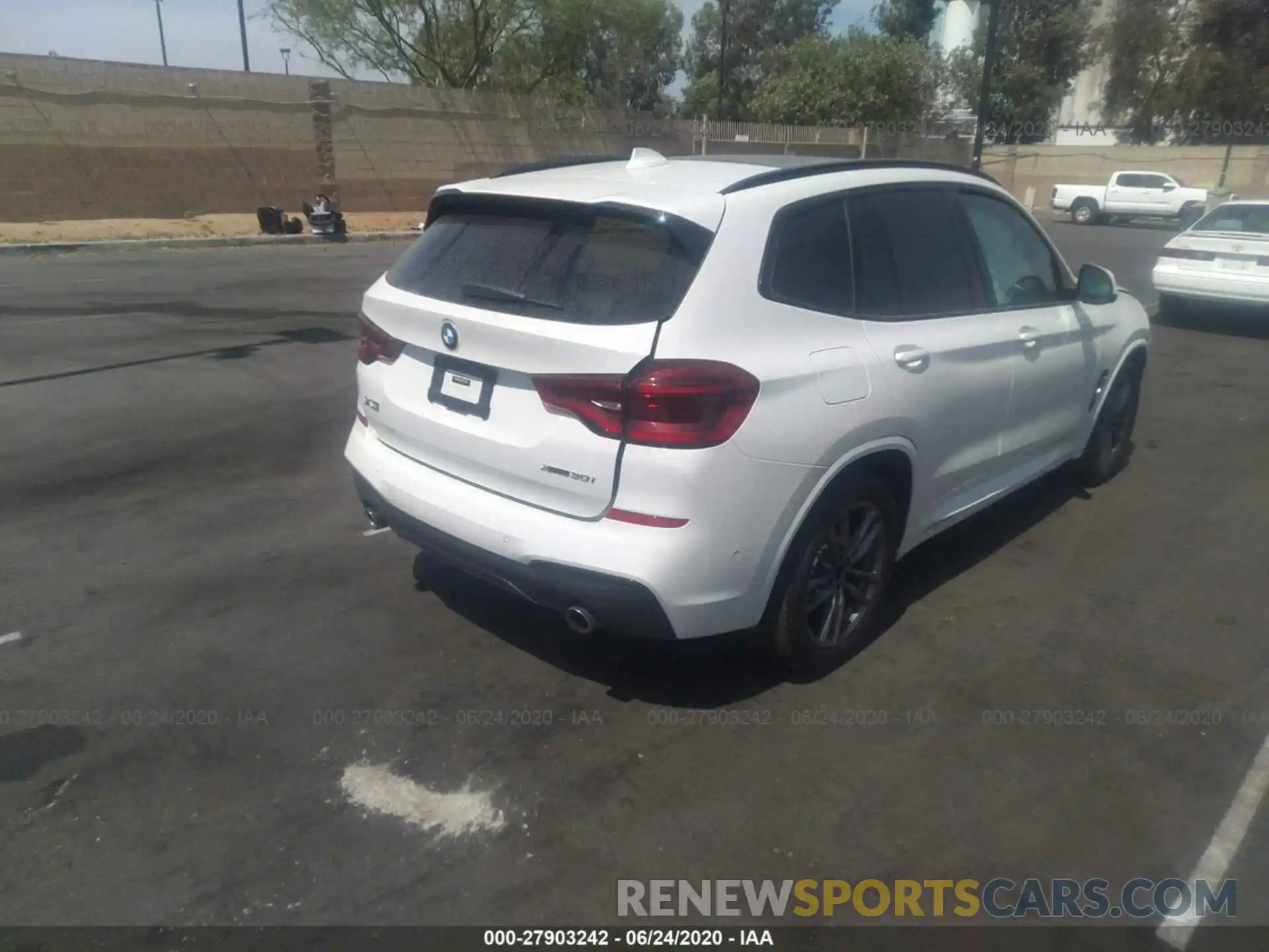 4 Photograph of a damaged car 5UXTR9C54KLR07381 BMW X3 2019