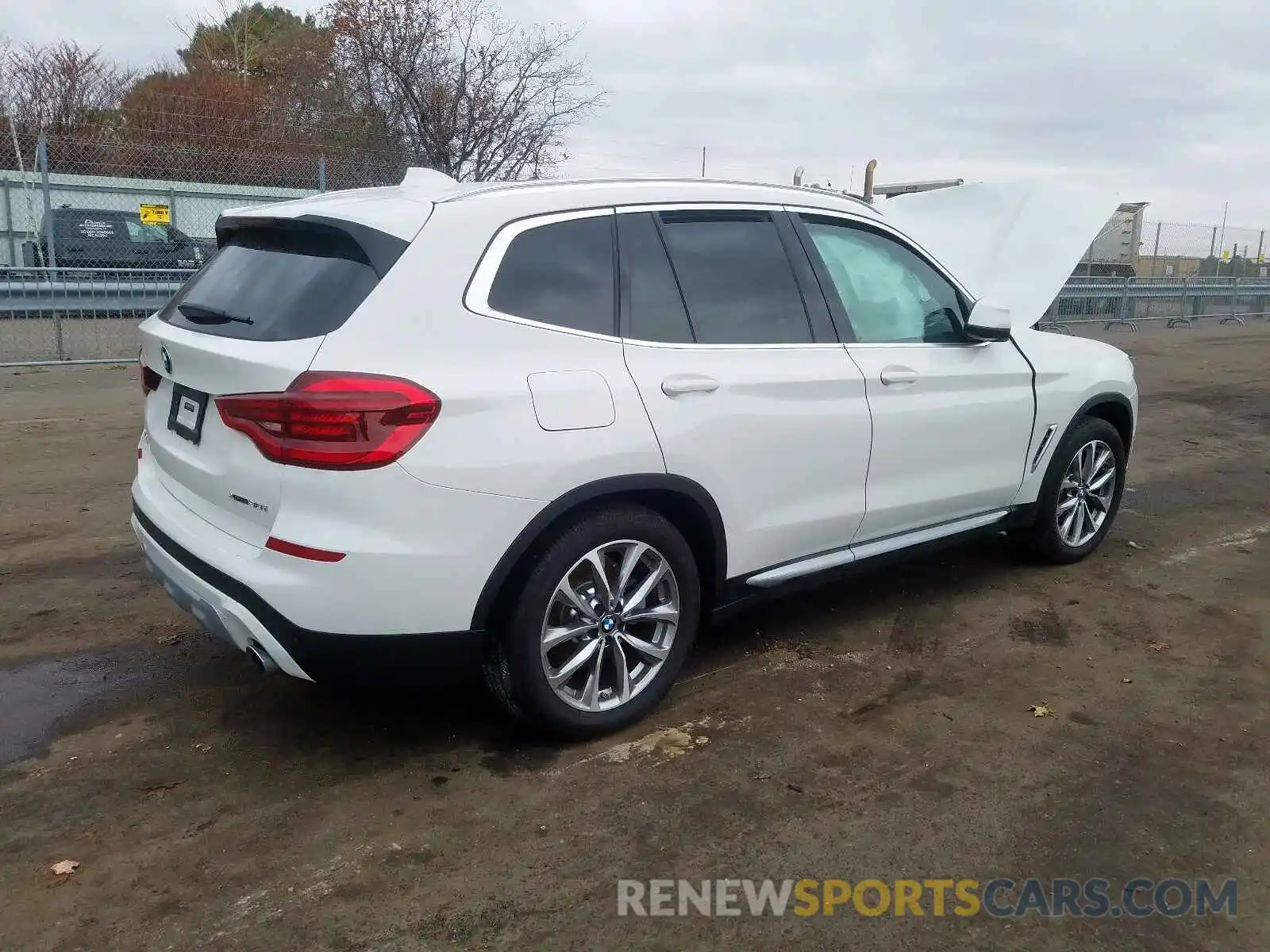 4 Фотография поврежденного автомобиля 5UXTR9C54KLR10989 BMW X3 2019