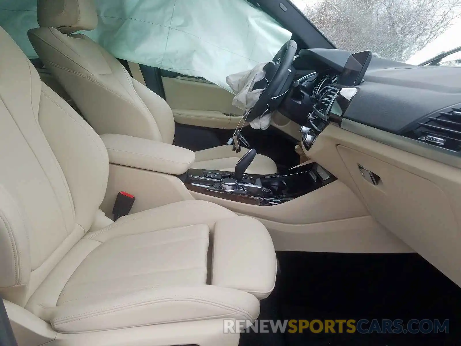 5 Photograph of a damaged car 5UXTR9C54KLR10989 BMW X3 2019