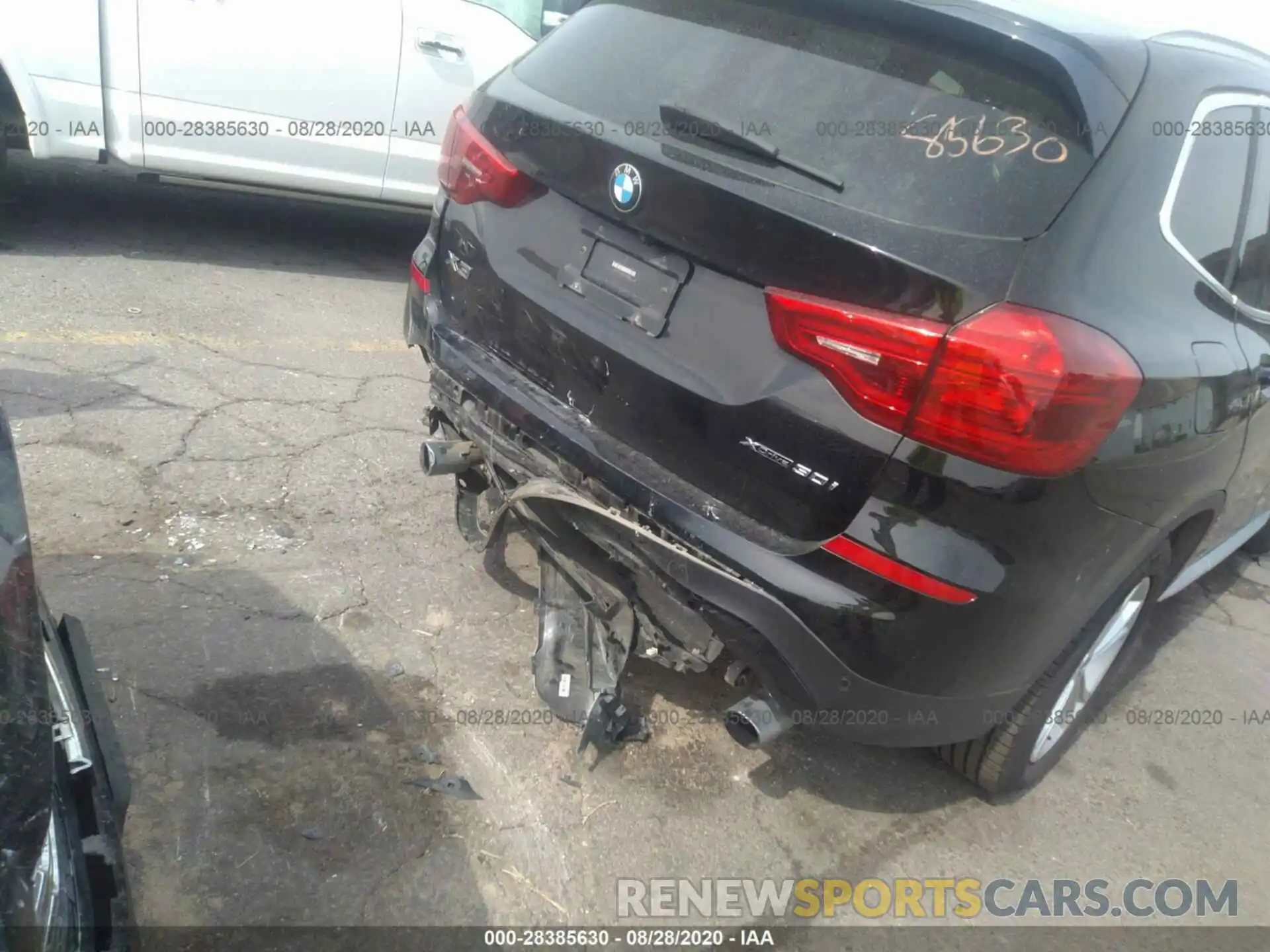 6 Photograph of a damaged car 5UXTR9C55KLD90403 BMW X3 2019