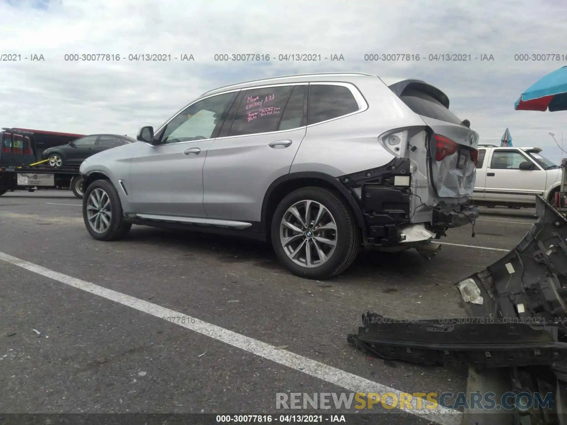 3 Photograph of a damaged car 5UXTR9C55KLD95715 BMW X3 2019