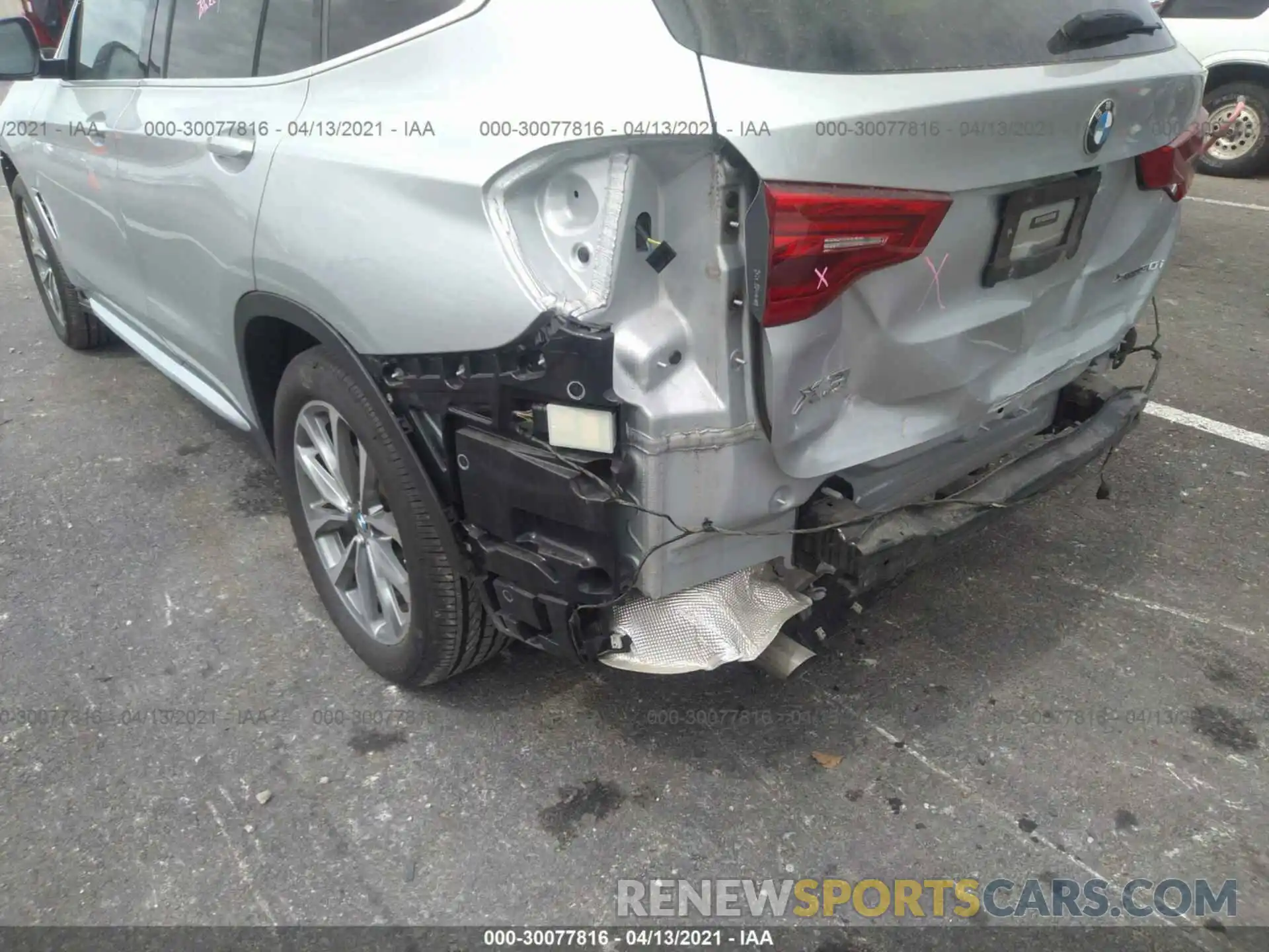 6 Photograph of a damaged car 5UXTR9C55KLD95715 BMW X3 2019