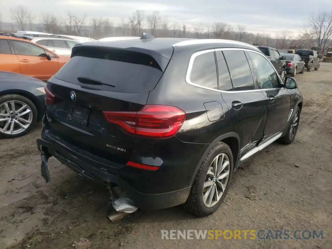 4 Photograph of a damaged car 5UXTR9C55KLD96332 BMW X3 2019