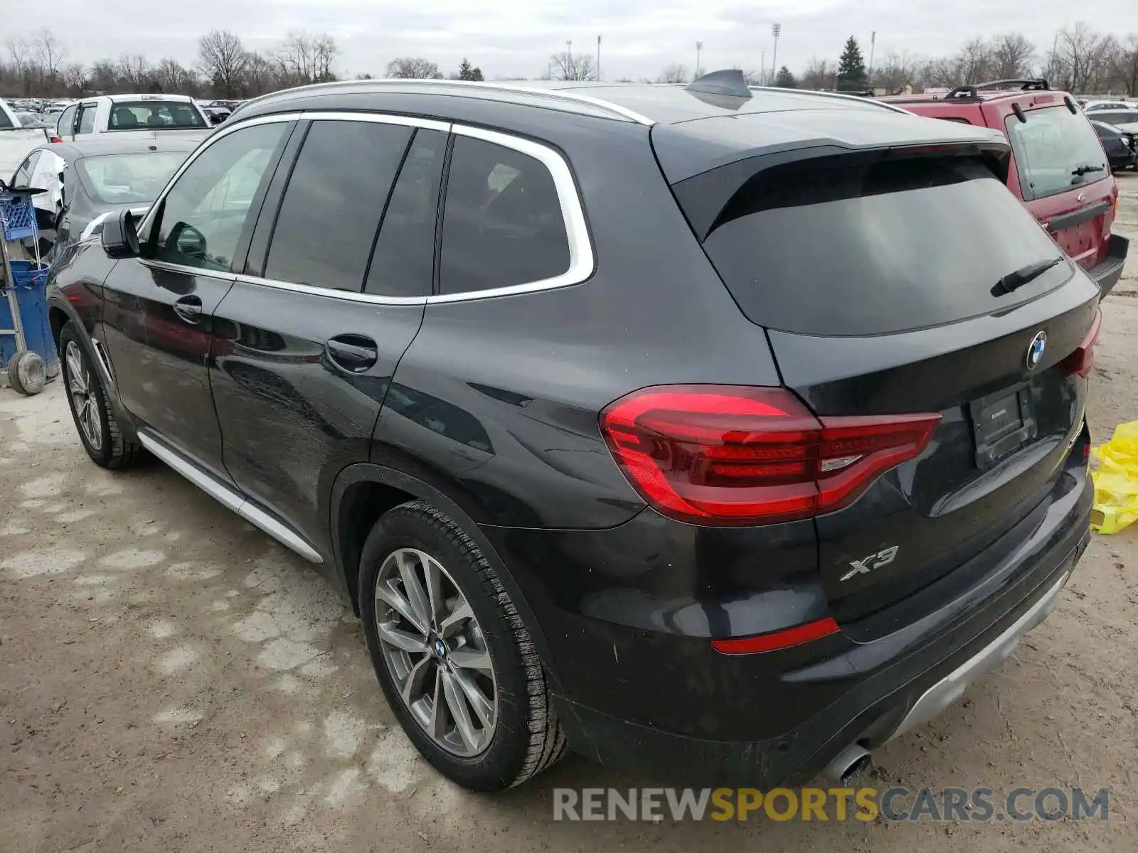 3 Photograph of a damaged car 5UXTR9C55KLD98792 BMW X3 2019