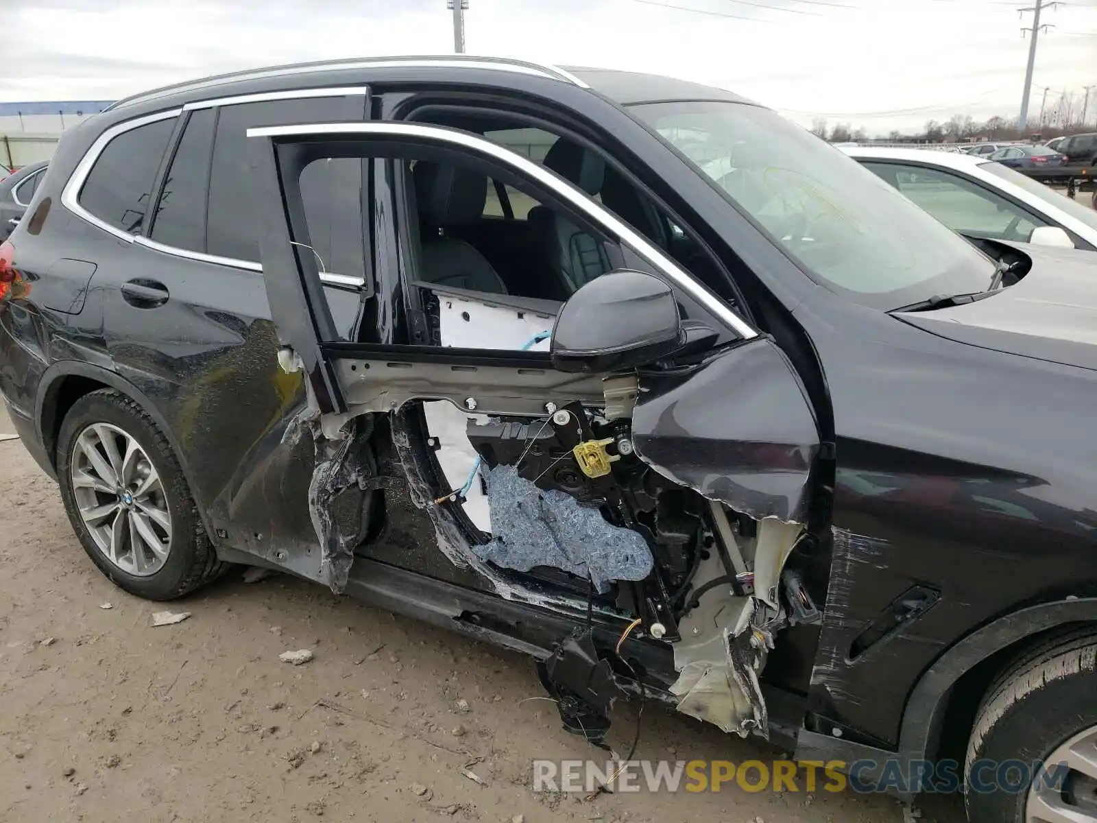 9 Photograph of a damaged car 5UXTR9C55KLD98792 BMW X3 2019