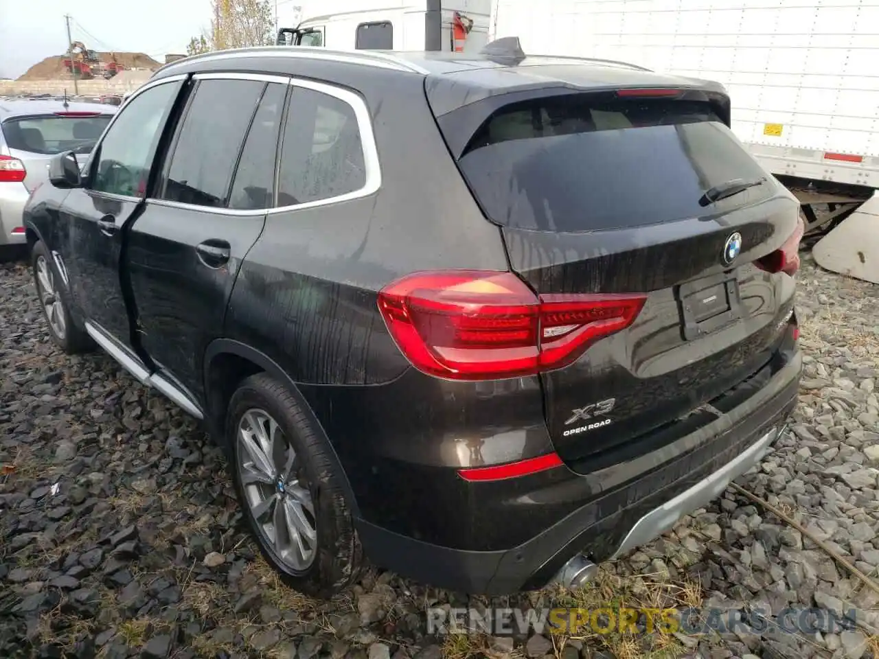 3 Photograph of a damaged car 5UXTR9C55KLE11234 BMW X3 2019