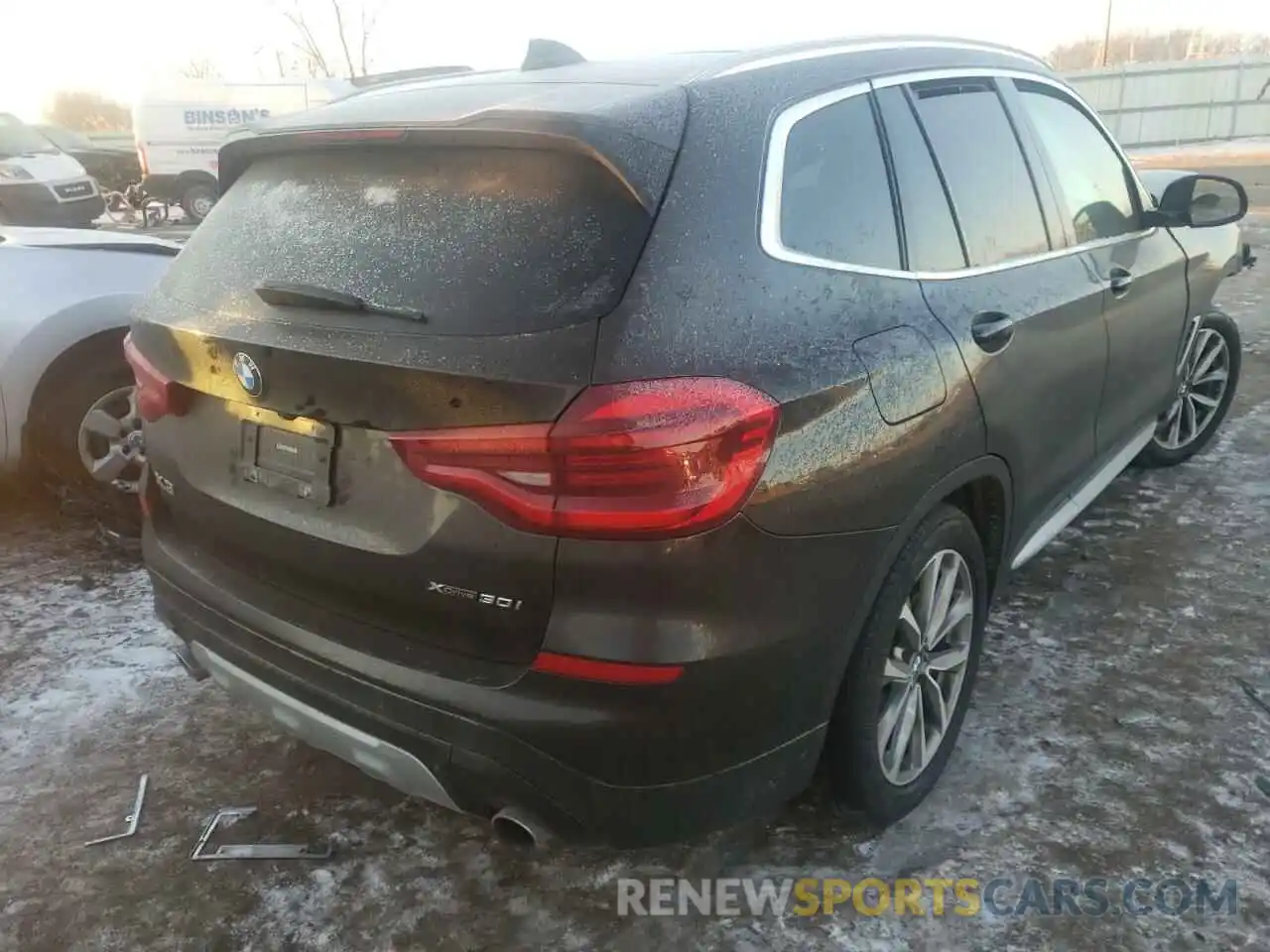 4 Photograph of a damaged car 5UXTR9C55KLE11945 BMW X3 2019