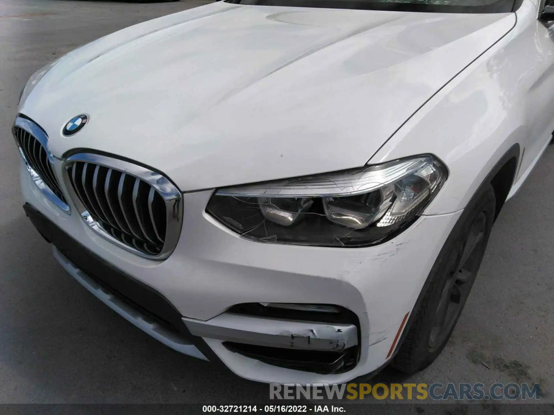 6 Photograph of a damaged car 5UXTR9C55KLE16966 BMW X3 2019