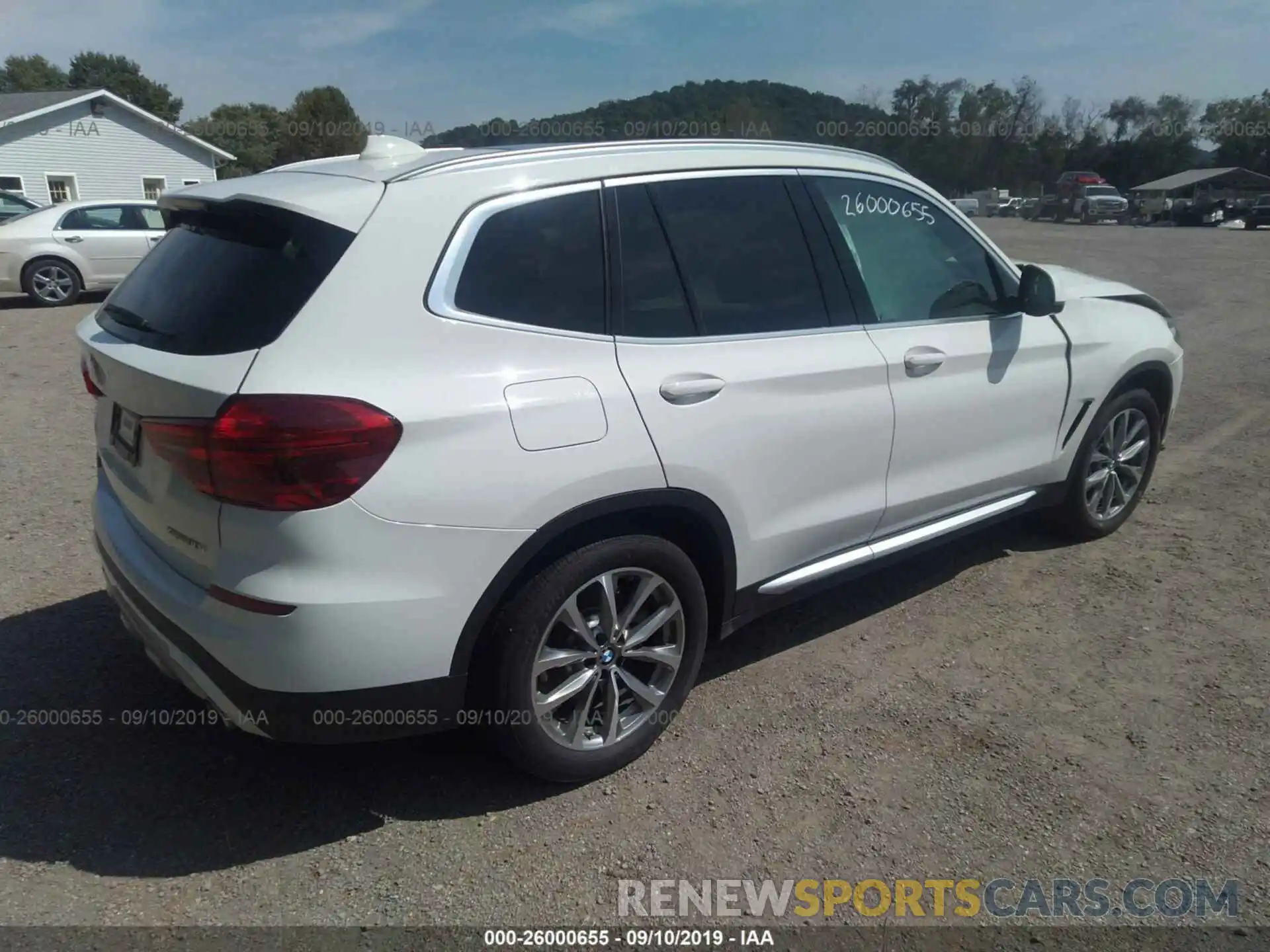 4 Photograph of a damaged car 5UXTR9C55KLE20323 BMW X3 2019