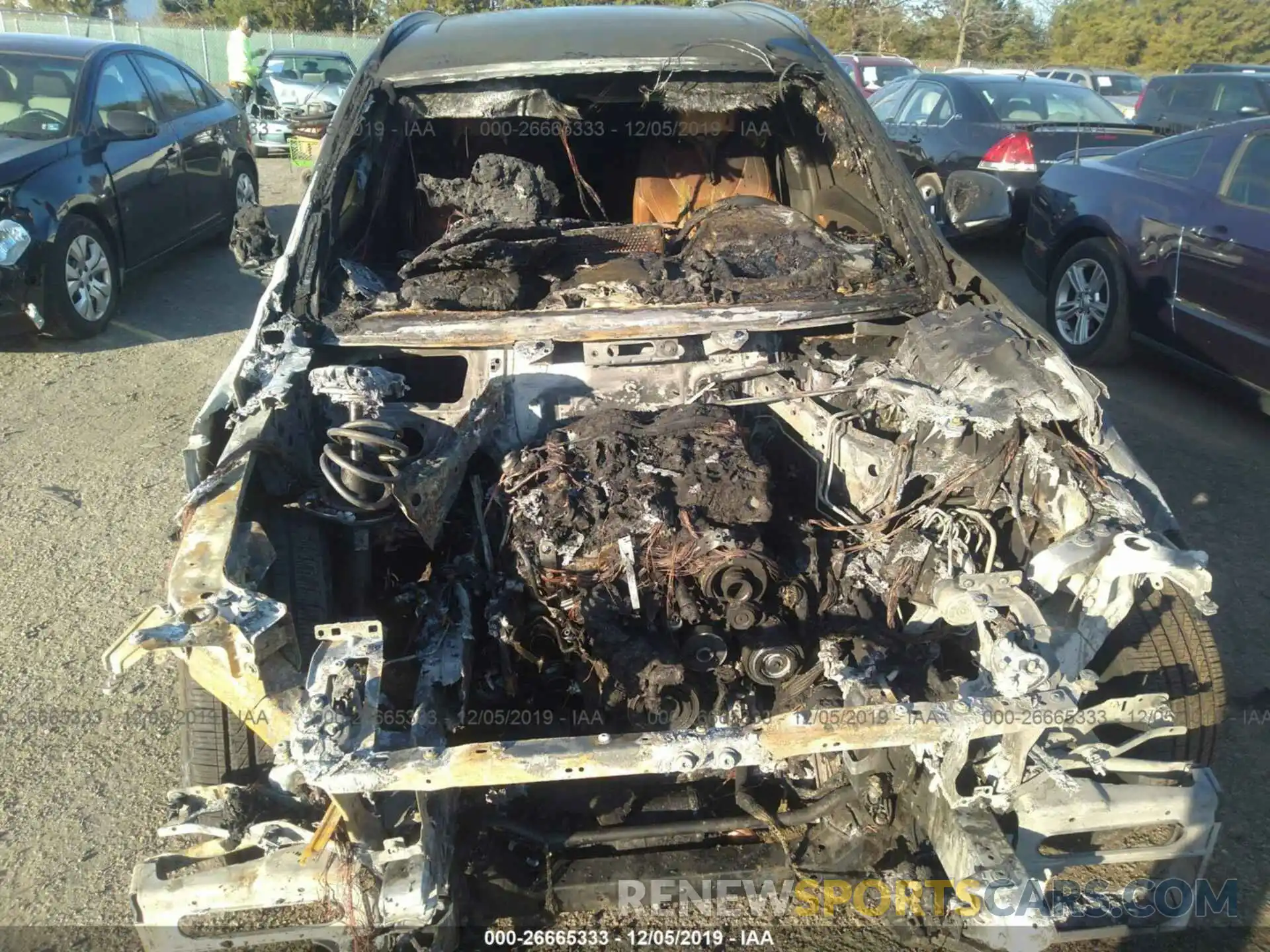 10 Photograph of a damaged car 5UXTR9C55KLE20631 BMW X3 2019