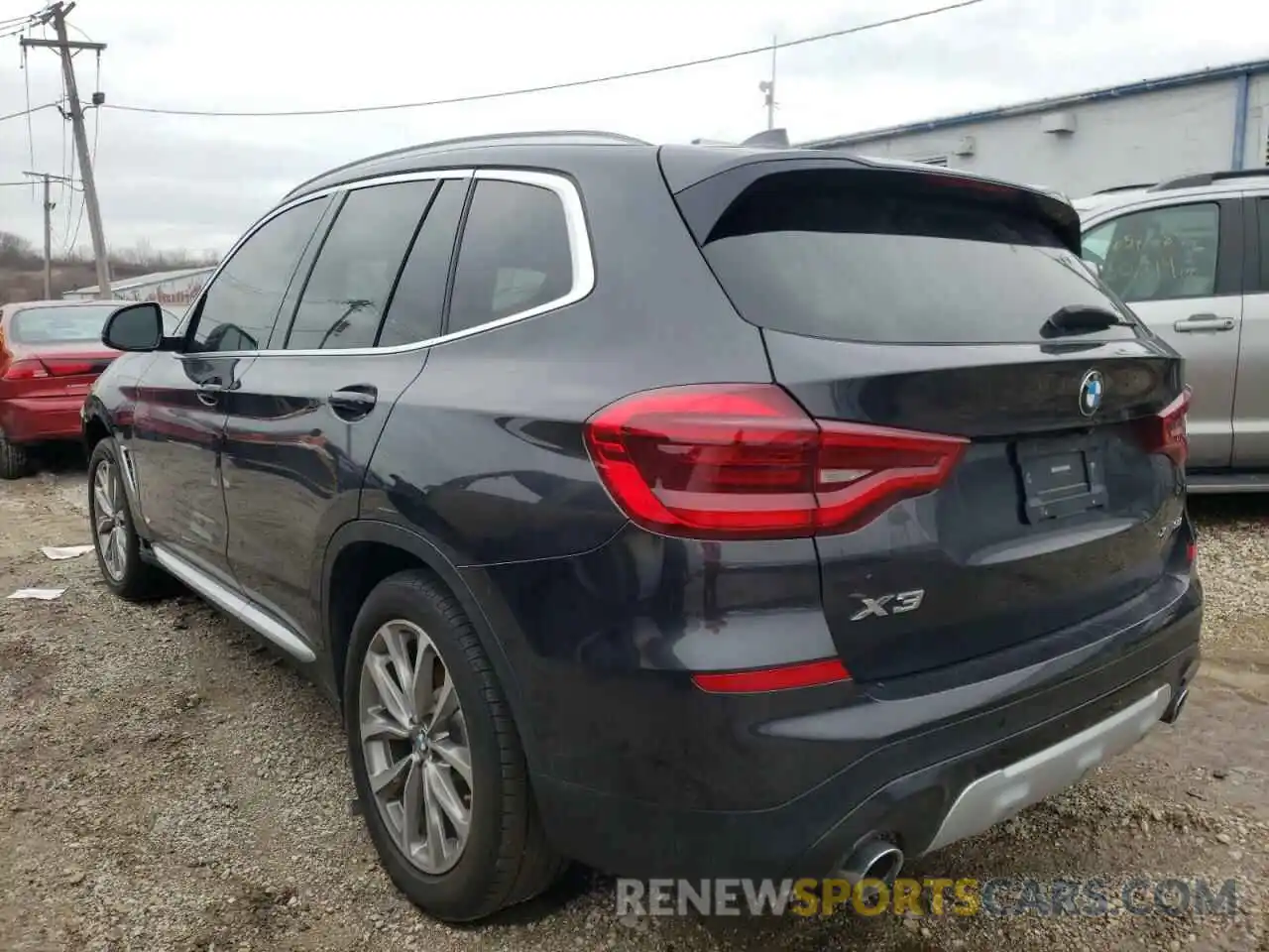 3 Photograph of a damaged car 5UXTR9C55KLE20743 BMW X3 2019