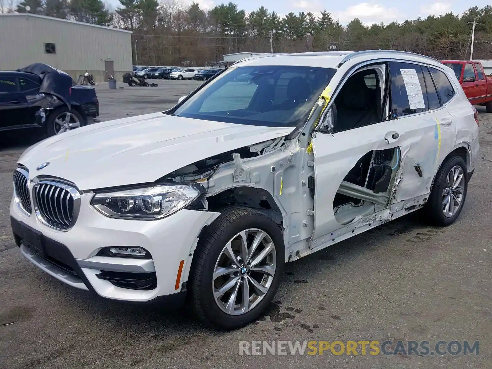 2 Фотография поврежденного автомобиля 5UXTR9C55KLE20872 BMW X3 2019
