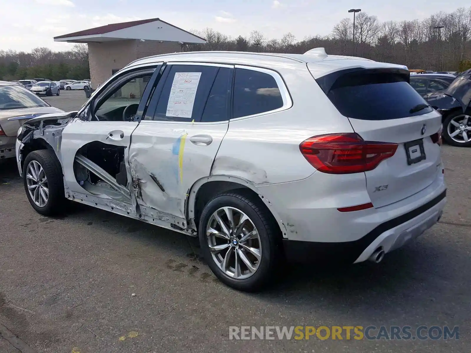 3 Photograph of a damaged car 5UXTR9C55KLE20872 BMW X3 2019
