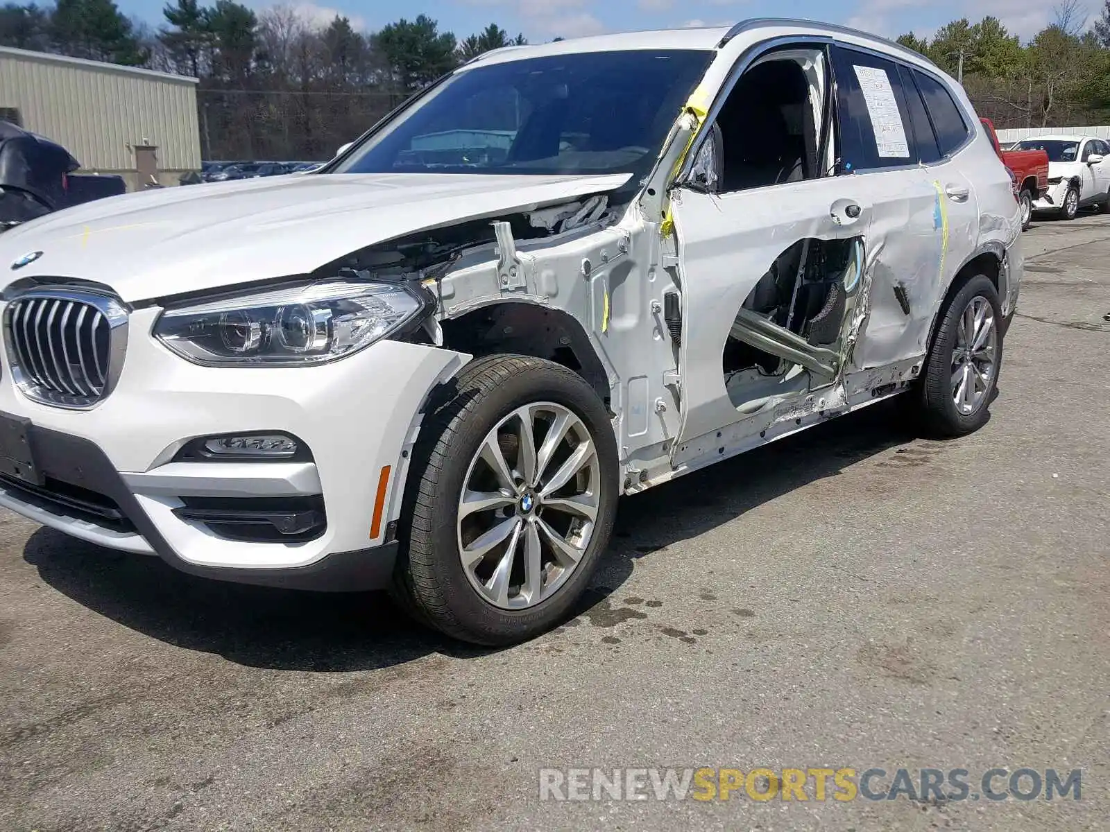 9 Фотография поврежденного автомобиля 5UXTR9C55KLE20872 BMW X3 2019