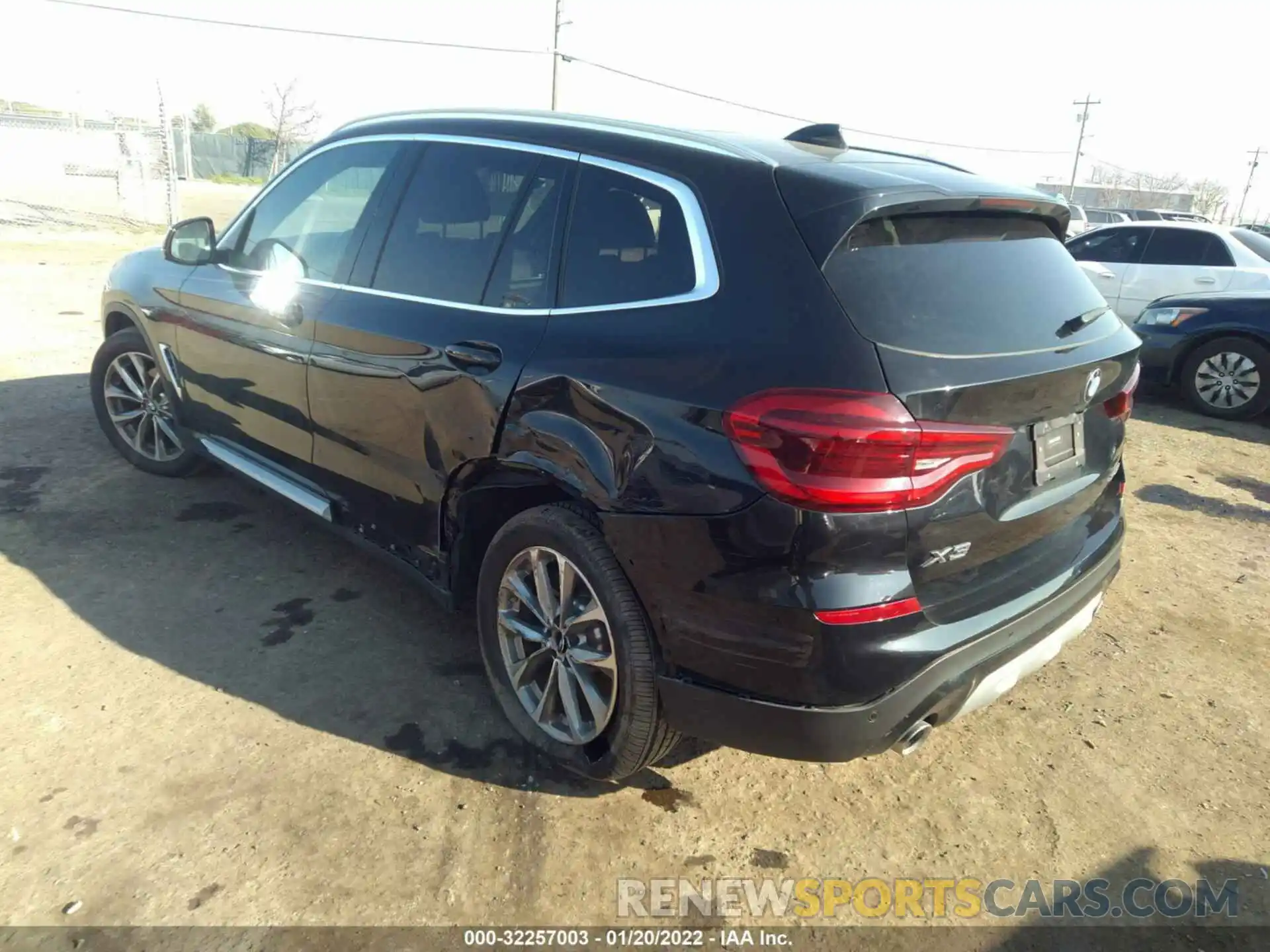 3 Photograph of a damaged car 5UXTR9C55KLP81502 BMW X3 2019