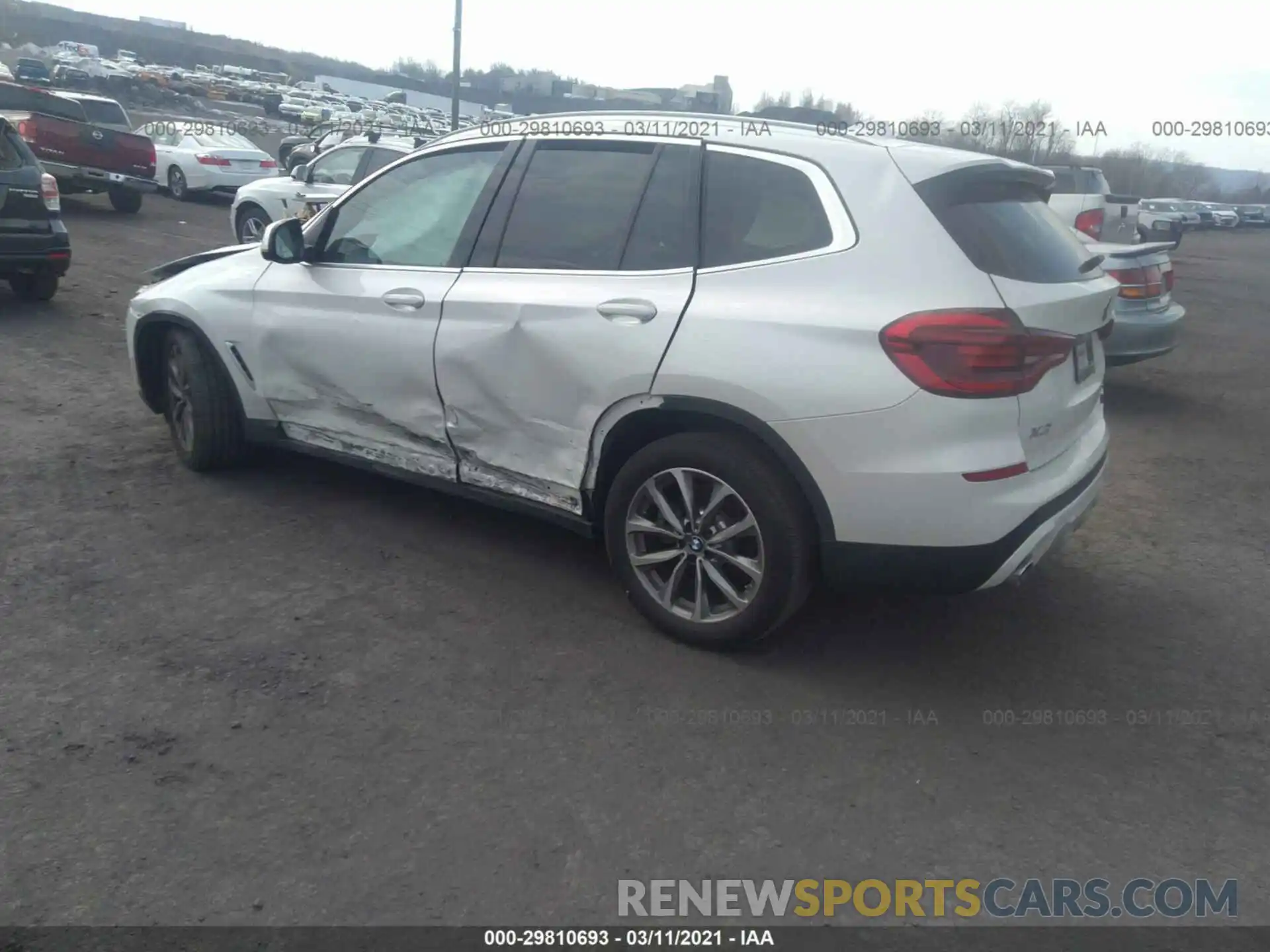 3 Photograph of a damaged car 5UXTR9C55KLP85744 BMW X3 2019
