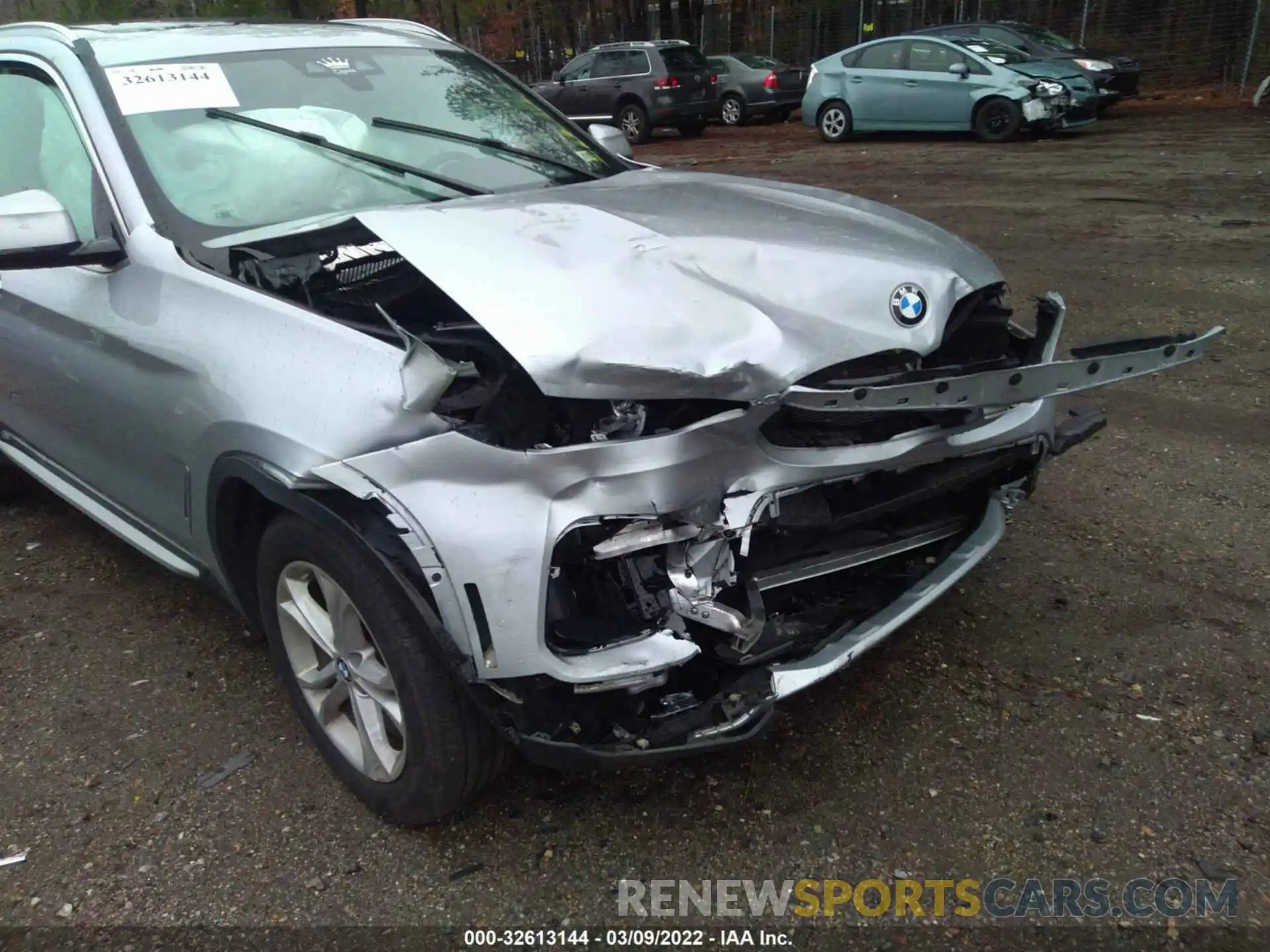 6 Photograph of a damaged car 5UXTR9C55KLP91155 BMW X3 2019