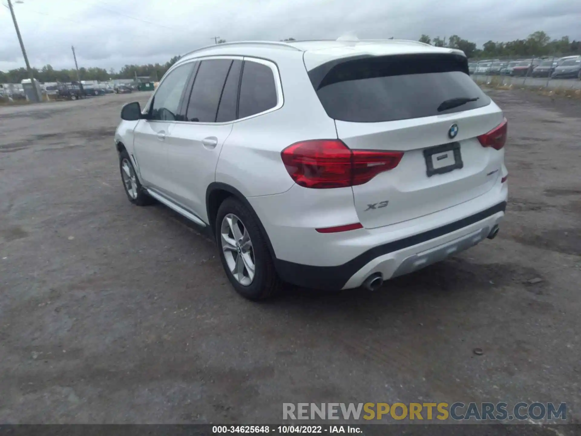 3 Photograph of a damaged car 5UXTR9C55KLP95707 BMW X3 2019