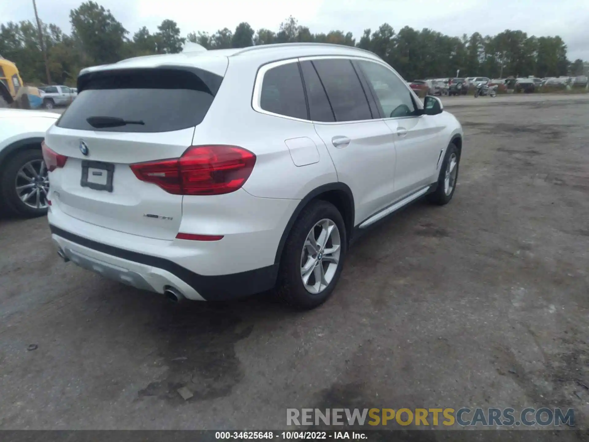 4 Photograph of a damaged car 5UXTR9C55KLP95707 BMW X3 2019