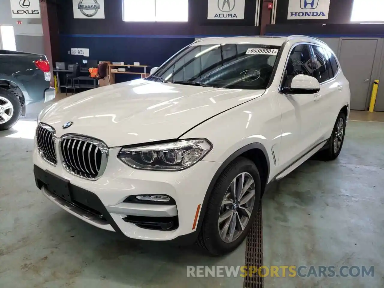 2 Photograph of a damaged car 5UXTR9C55KLP96467 BMW X3 2019