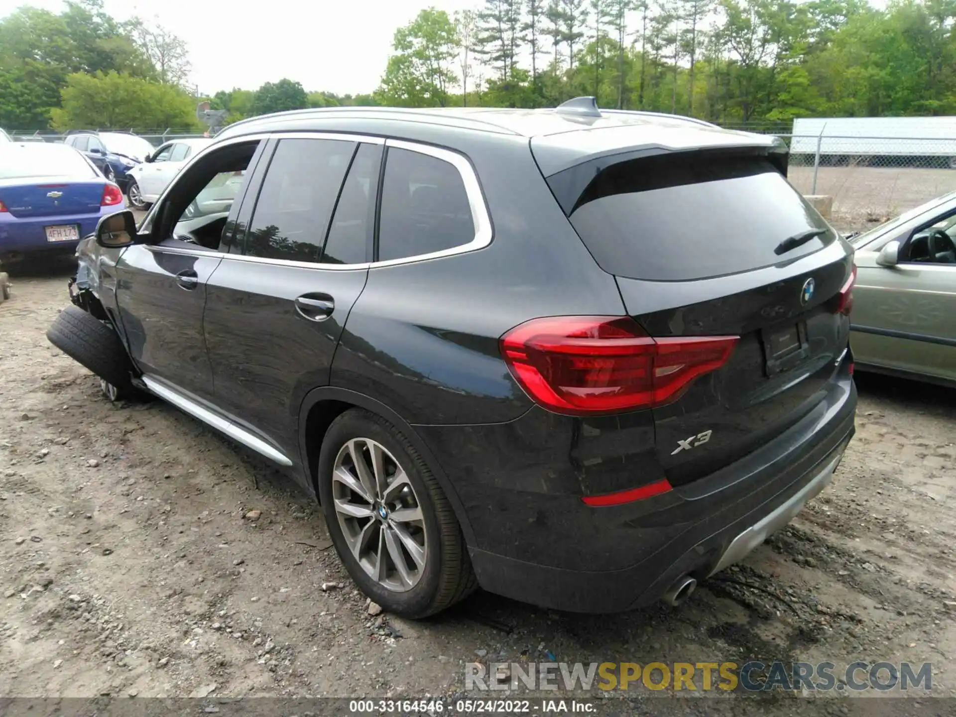 3 Photograph of a damaged car 5UXTR9C55KLR07003 BMW X3 2019