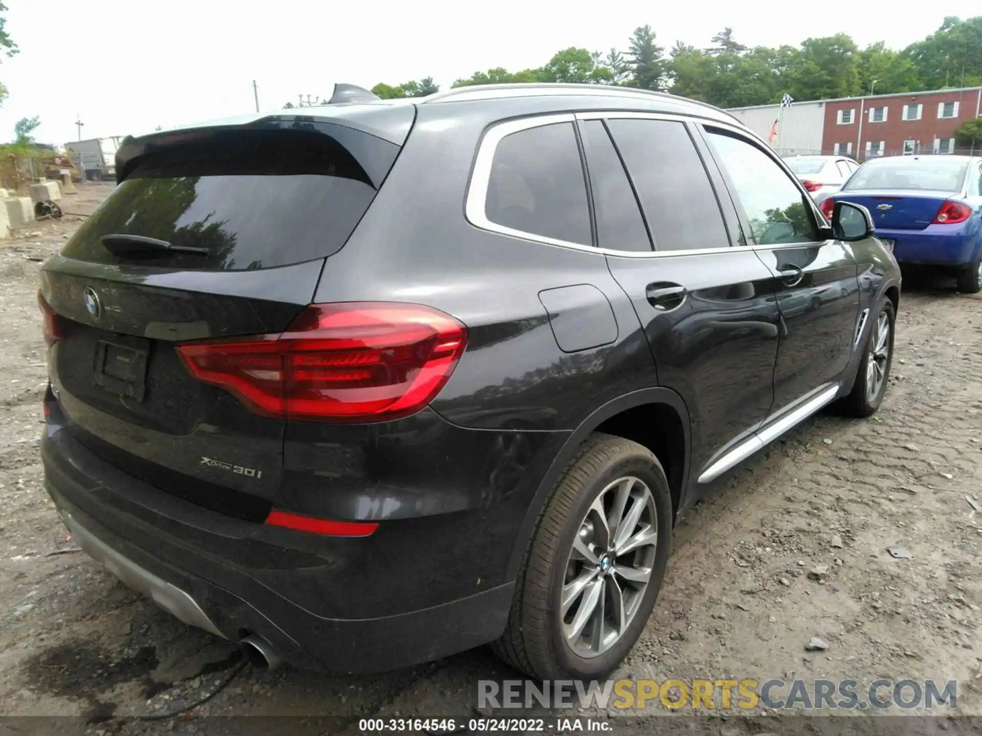 4 Photograph of a damaged car 5UXTR9C55KLR07003 BMW X3 2019