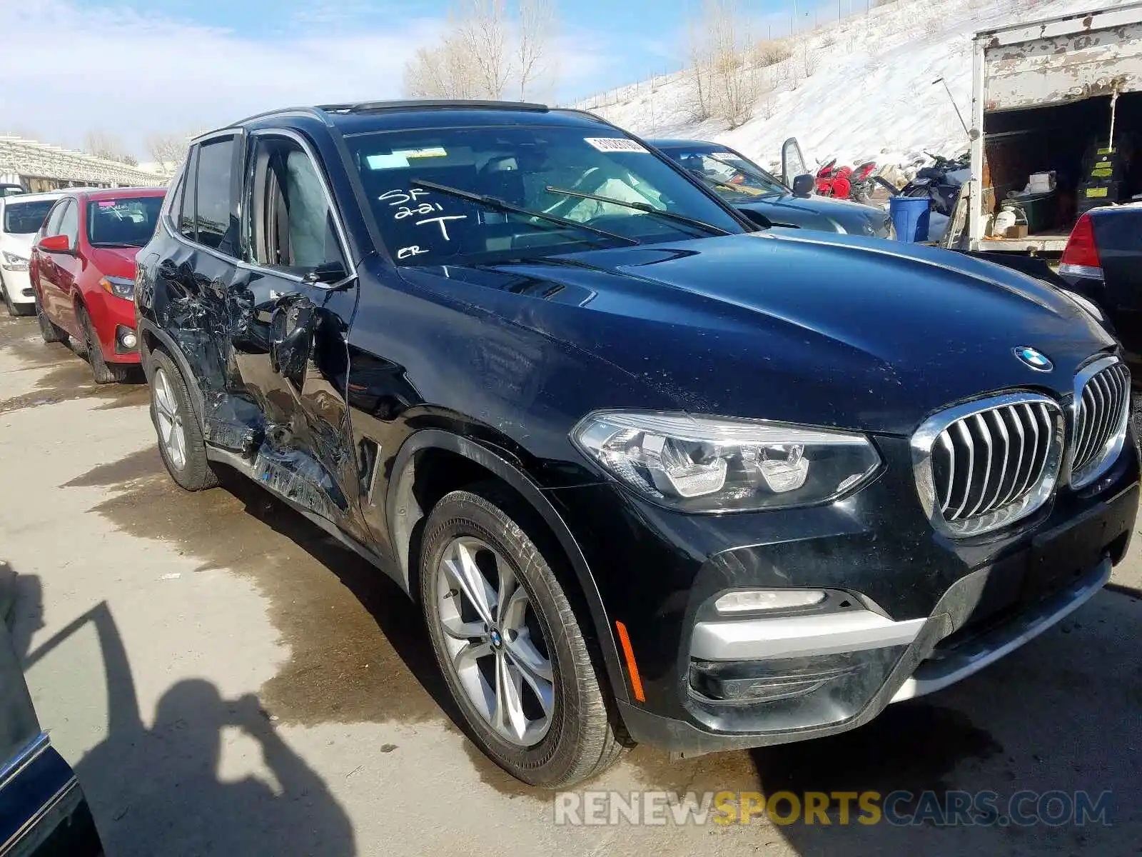 1 Фотография поврежденного автомобиля 5UXTR9C56KLD90829 BMW X3 2019