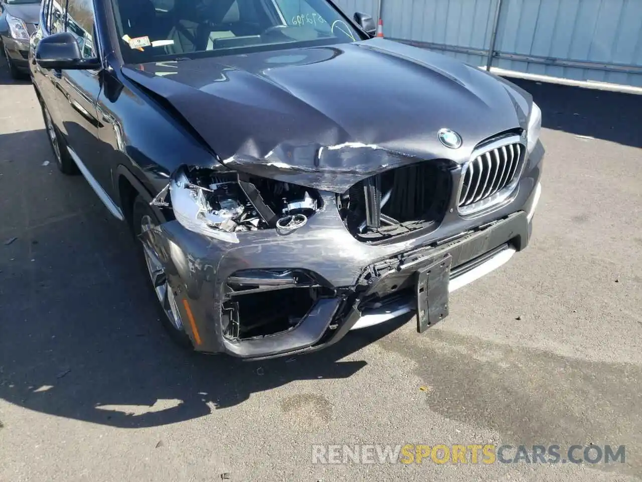 9 Photograph of a damaged car 5UXTR9C56KLD92189 BMW X3 2019