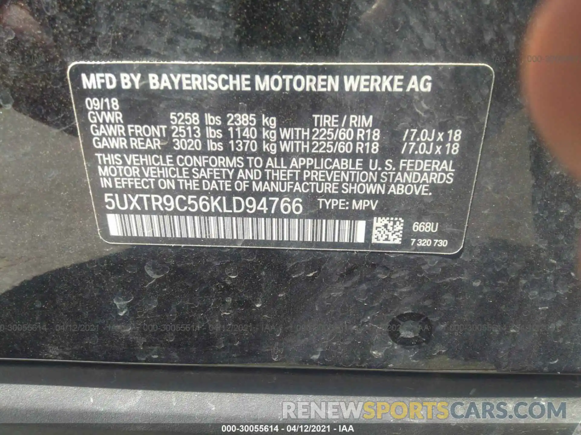 9 Photograph of a damaged car 5UXTR9C56KLD94766 BMW X3 2019