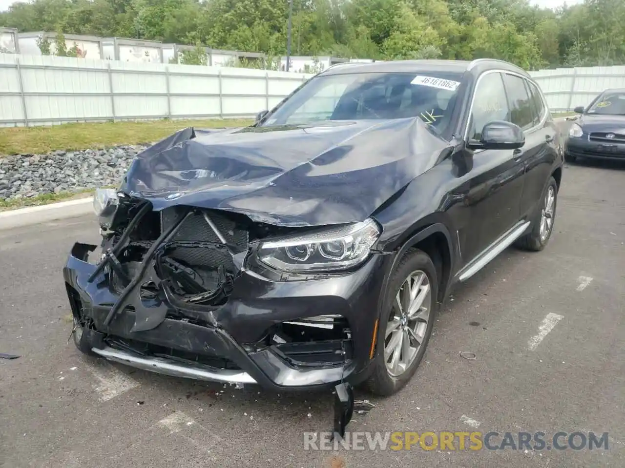 10 Photograph of a damaged car 5UXTR9C56KLD96713 BMW X3 2019